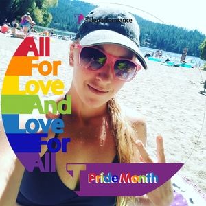 Meet your Posher, Karissa